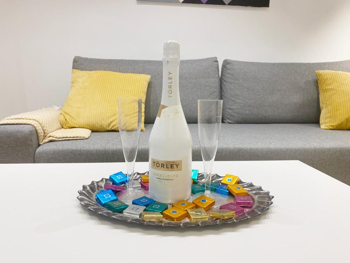 Szuper Kis Designlakás Szívében Appartement *